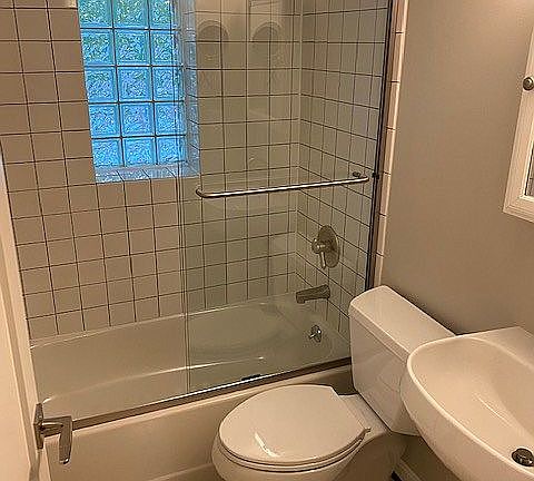 5th image of 6932 Pin Oak Dr