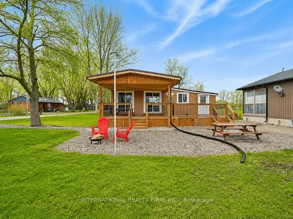 6 Lake Erie Ln, Haldimand County, ON N0A 1P0