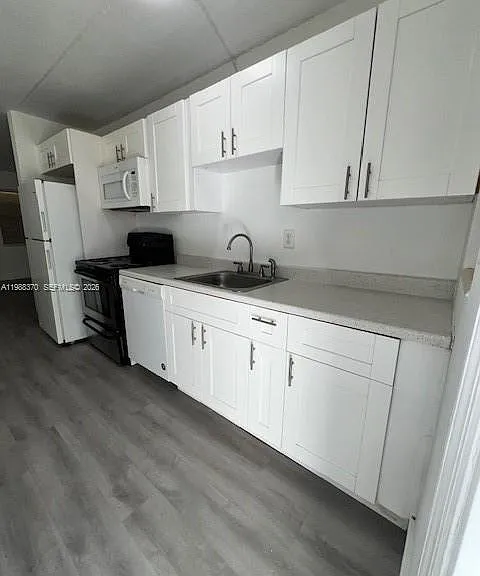 1220 NW 3rd Ct — Photo 14