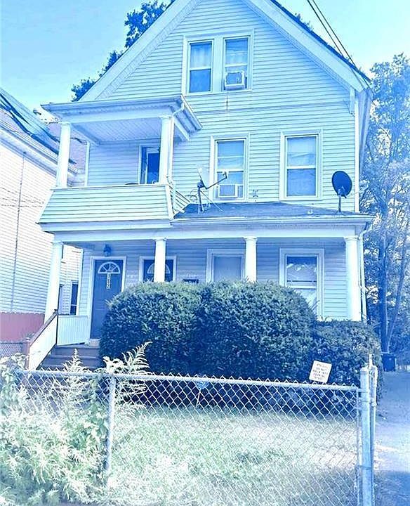 1st image of 182 Kimberly Avenue