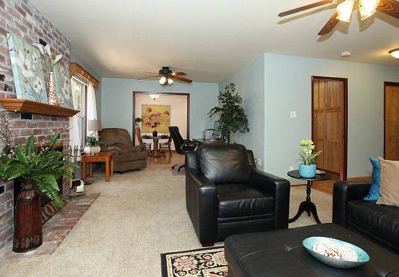 4th image of 3407 Lodge Dr