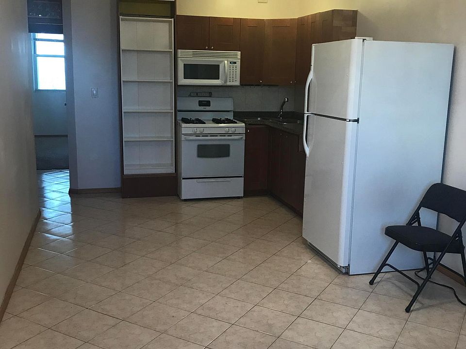 1st image of 2149 E 33rd St #1