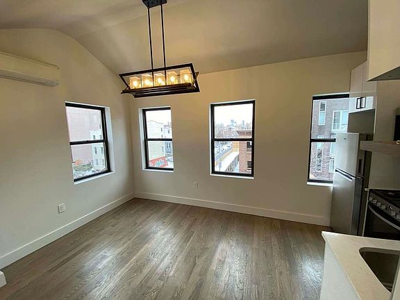 3rd image of 595 Marcy Ave #C