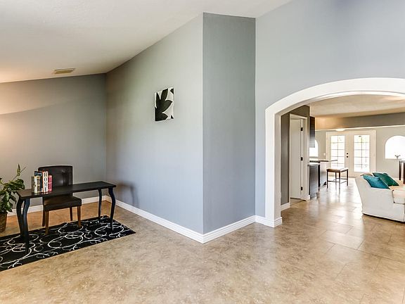 4th image of 6603 W Vogel Ave