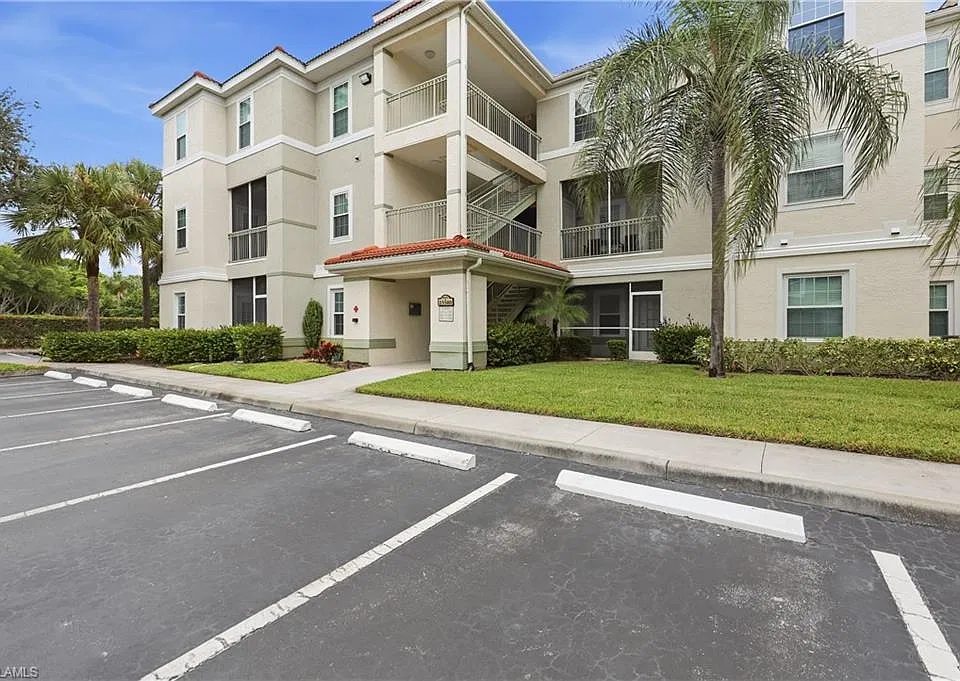 23580 Walden Center Dr #210