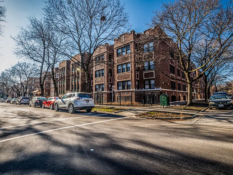8000 S Drexel — Photo 12