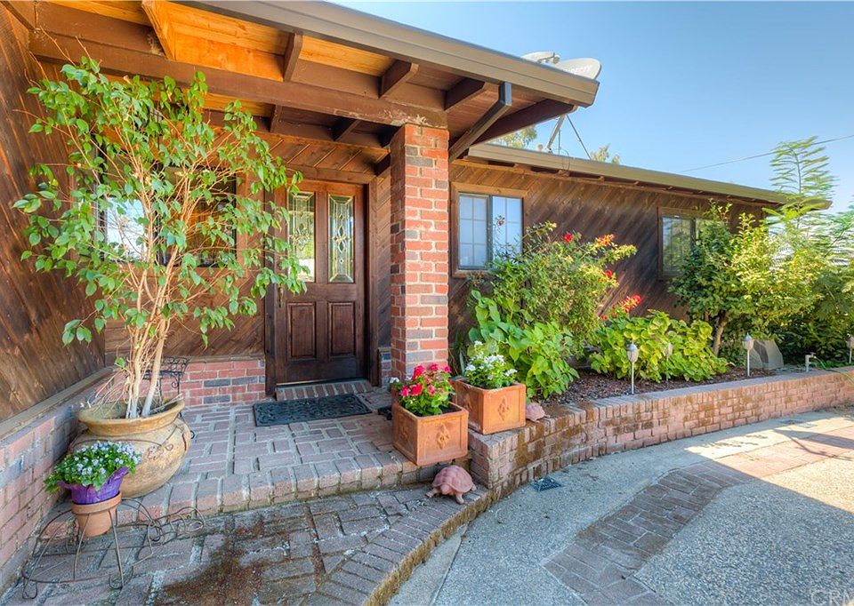 2nd image of 50 La Mirada Ave