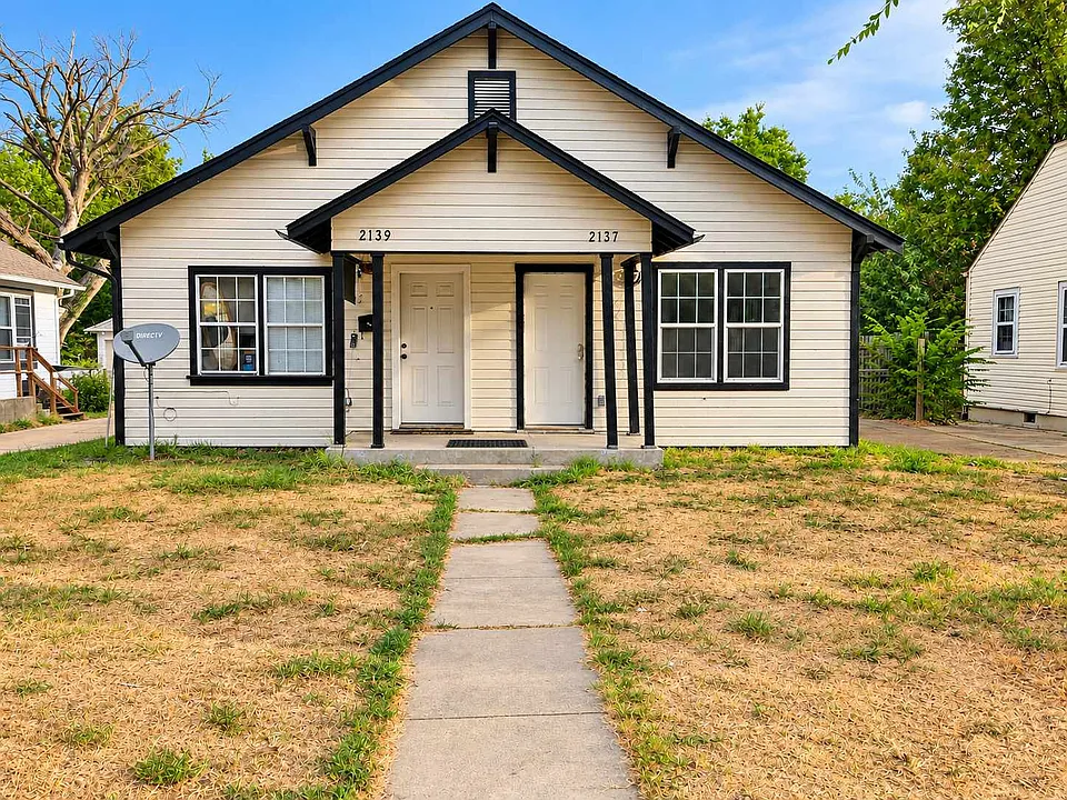 2137 NW 29th St