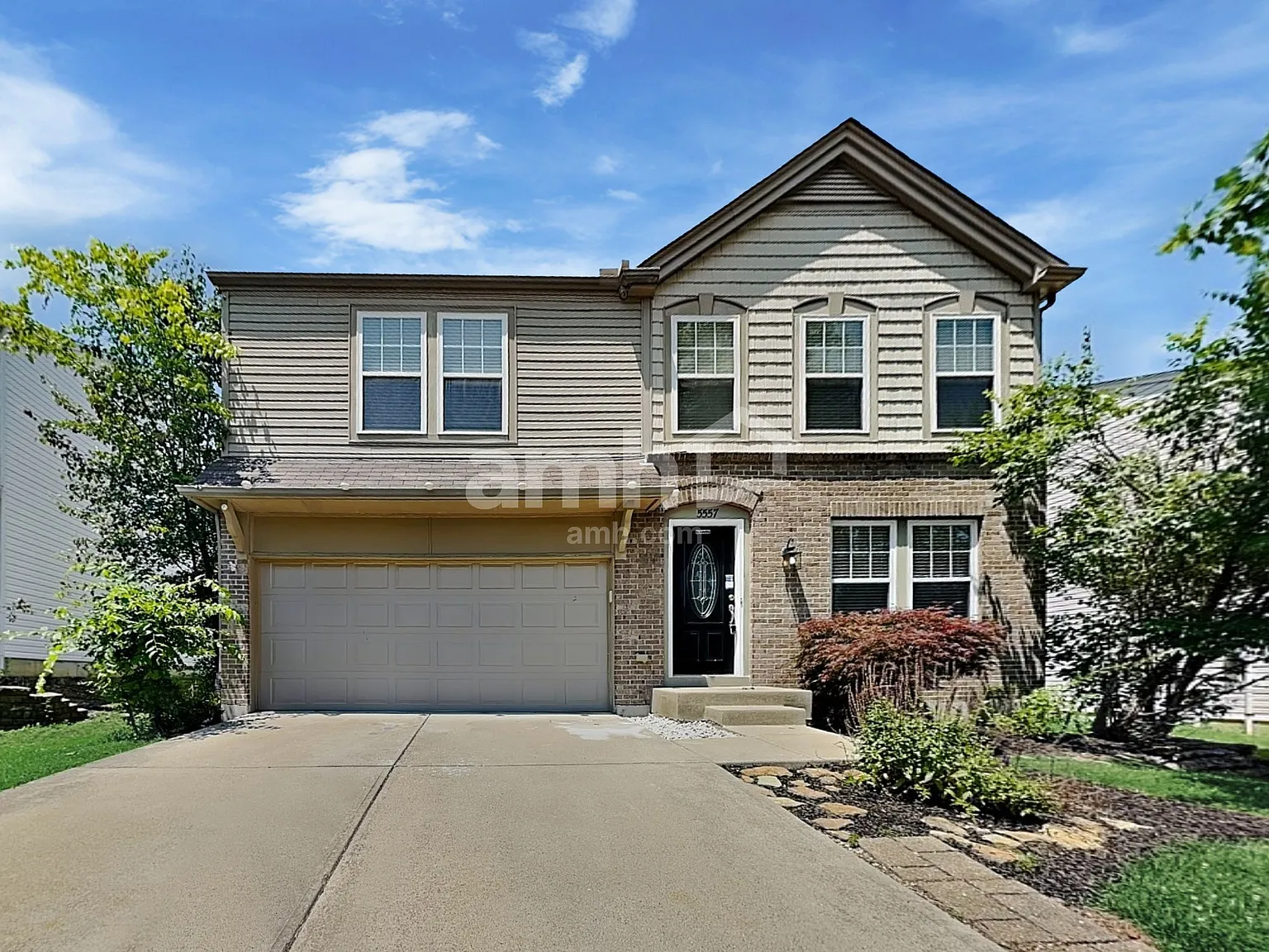4 bed, 2.5 bath, 2500 sqft, $2,720 — Photo 1