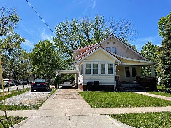 2nd image of 808 S Halliburton St
