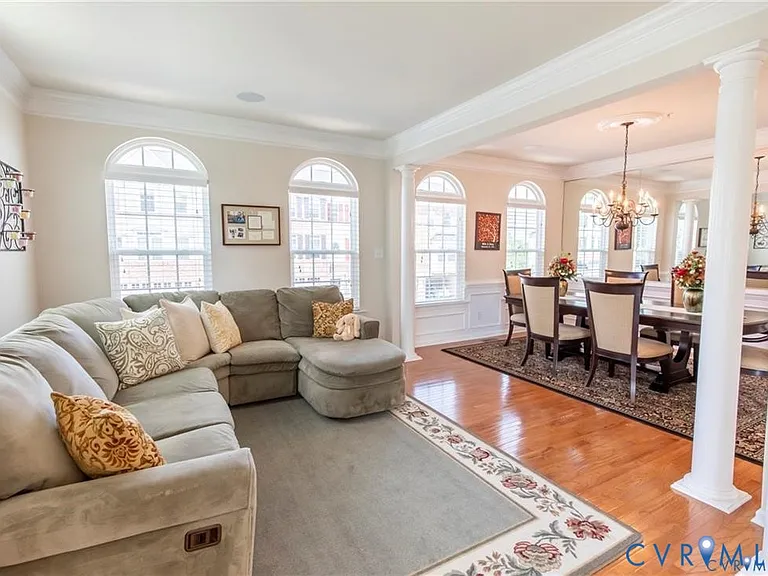 411 Siena Ln — Photo 15