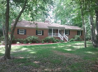 206 Sheffield Rd, Williamsburg, VA 23188