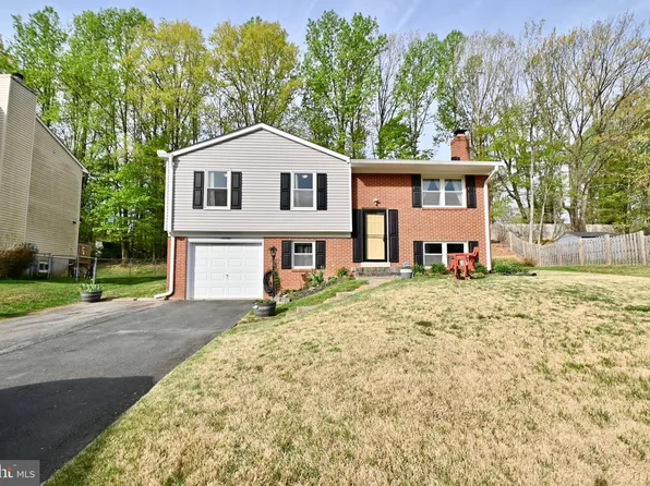 13394 Packard Dr, Woodbridge, VA 22193