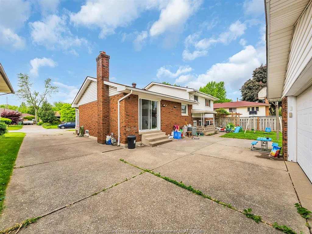 1 bed, $1,350 — Photo 2