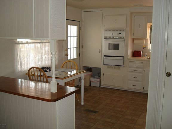 4th image of 5440 W Bar South St
