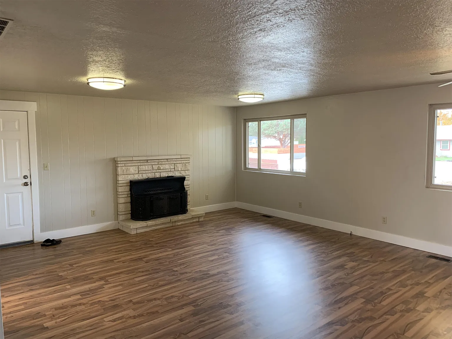 Shandee Drive - 6320 — Photo 3