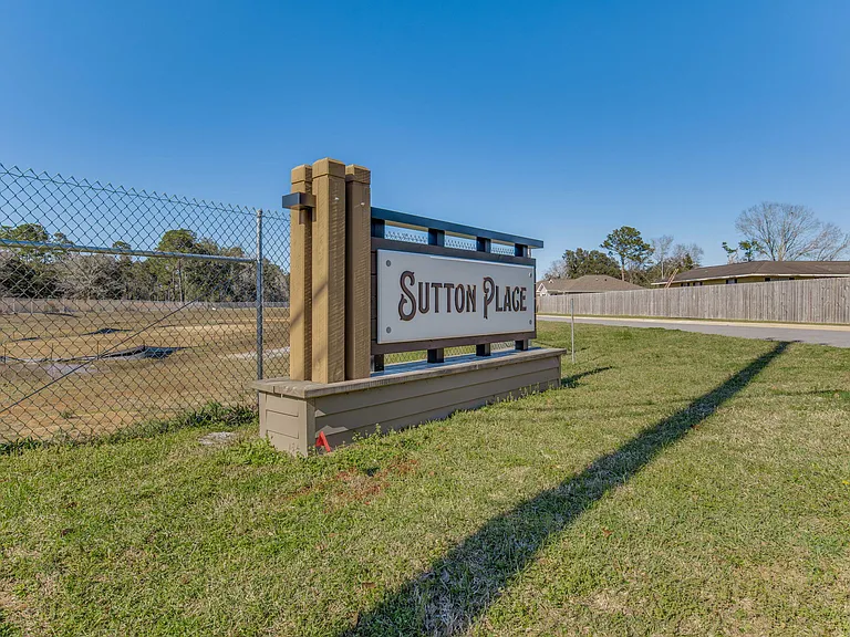 2528 Sutton Place Dr — Photo 34