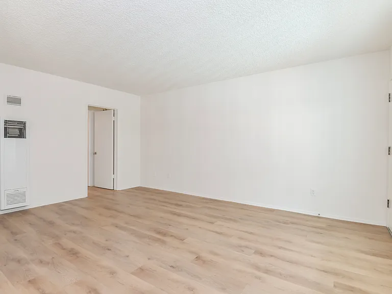 657 Milford St #3 — Photo 16