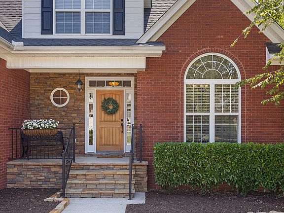 3rd image of 4437 Wellesley Dr
