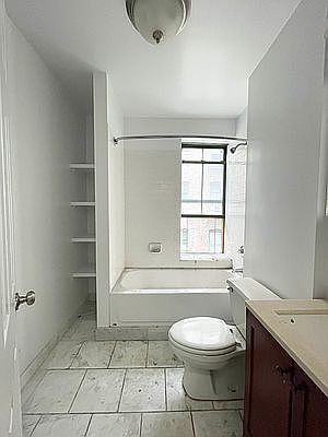 4th image of 1450 1st Ave #16A