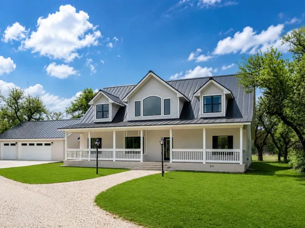 330 Live Oak Hills Ct, San Marcos, TX 78666