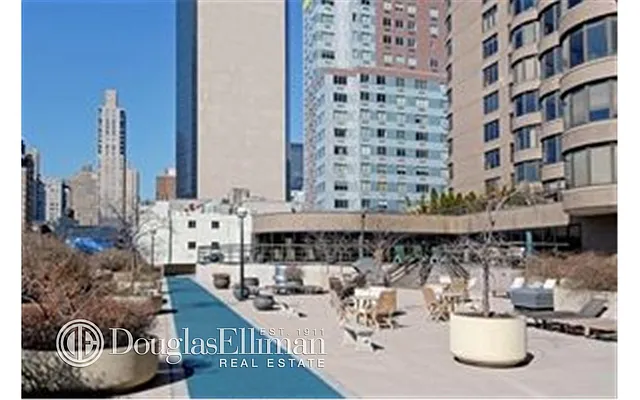 Rented by Douglas Elliman | media 6