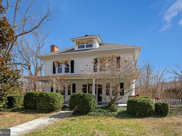 9733 Old Solomons Island Rd, Owings, MD 20736