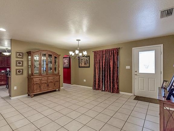 3rd image of 435 N Crooked Lake Dr