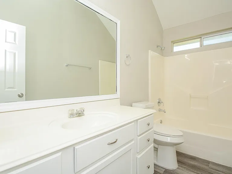 12202 Duane Ct — Photo 16