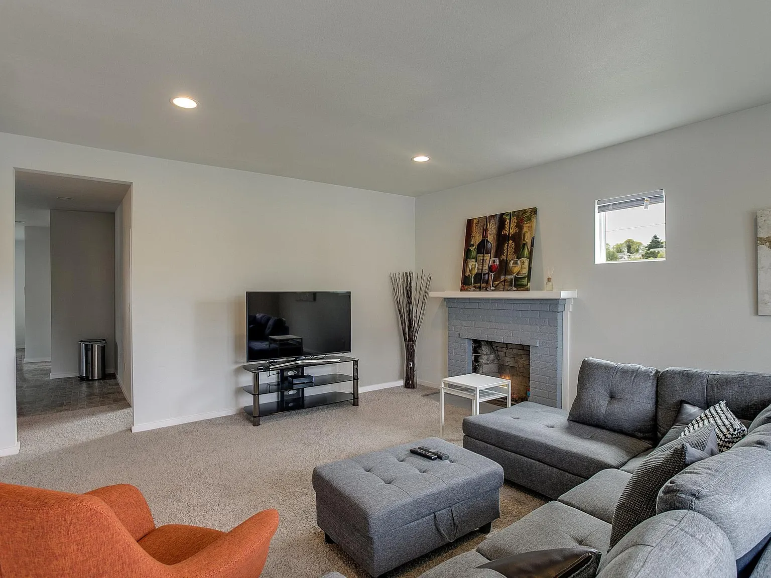 3901 S Angel Pl — Photo 3