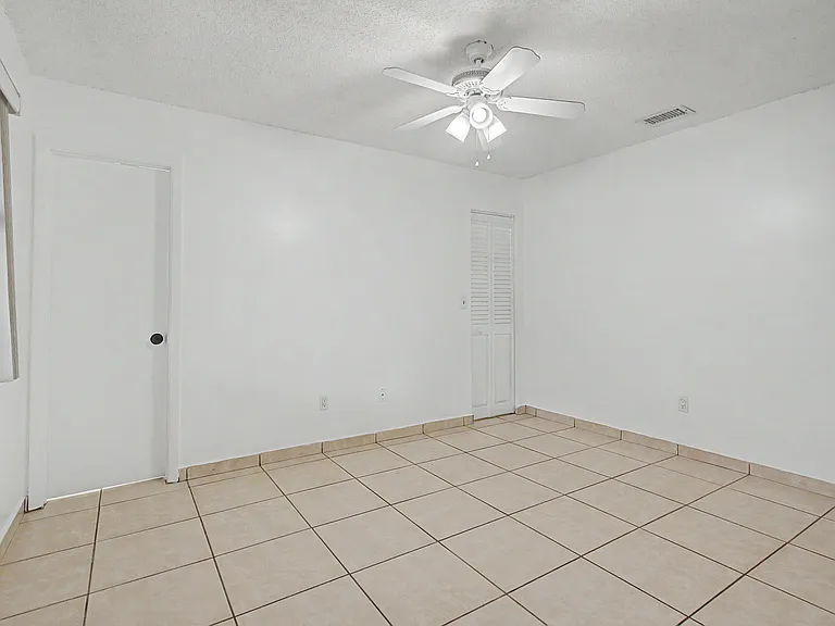 1650 Sandpiper Blvd — Photo 13