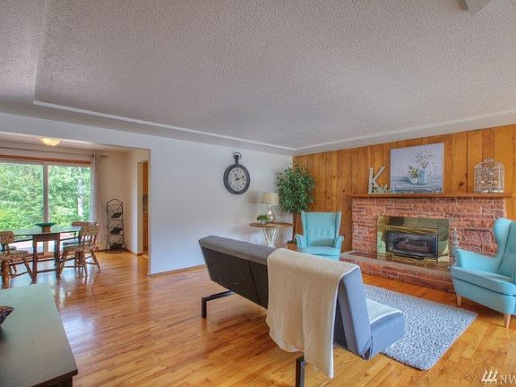 4th image of 6078 S Wapato Lake Dr