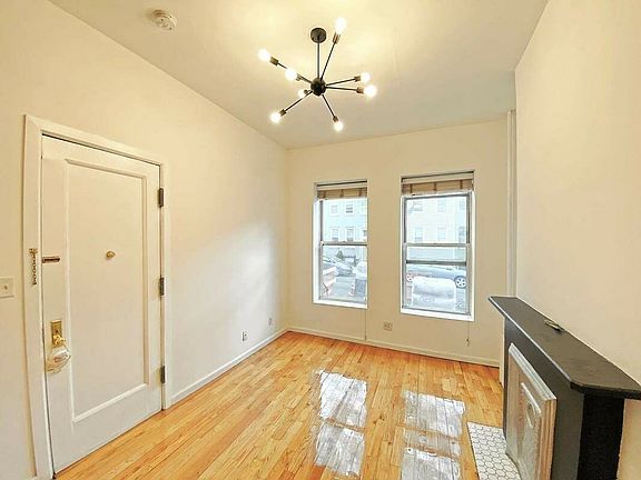 5th image of 231 8th St Floor 1