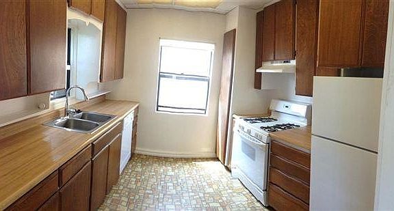 5th image of 819 Lido Ct APT 4