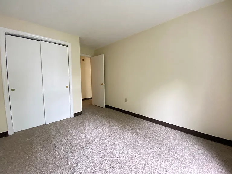 Sunset Ridge Apartments — Photo 82