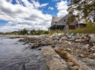17 Cottage Rd, Saint George, ME 04563