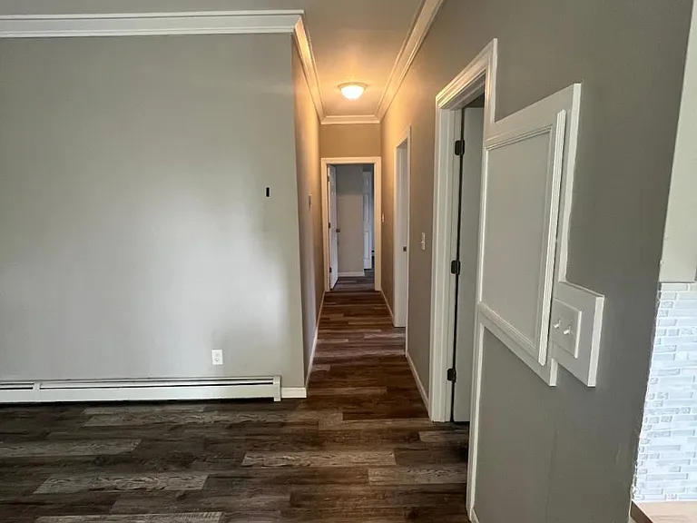 8251 Woodland Shore Dr — Photo 3