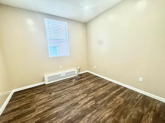 Rented by Papp Realty | media 10