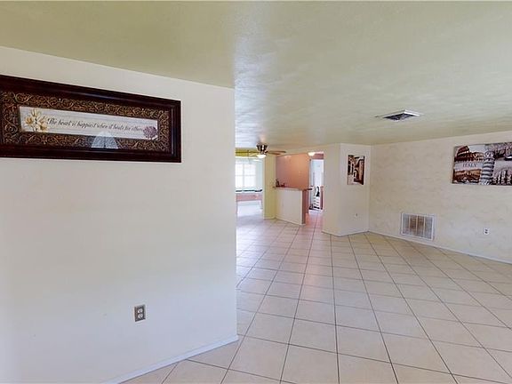 4th image of 5750 Consuello Dr