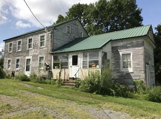 8121 Dog Harbor Rd, Baldwinsville, NY 13027