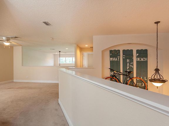 4th image of 8422 Maria Ct #8