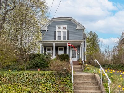 32 Cottage Street, Meriden, CT, 06450