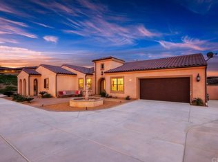 7650 Meadow Ridge Ct, Riverside, CA 92506