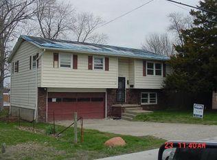 294 W Imboden Dr, Decatur, IL 62521