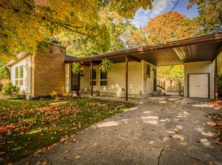 2111 Floyd St SW, Wyoming, MI 49519