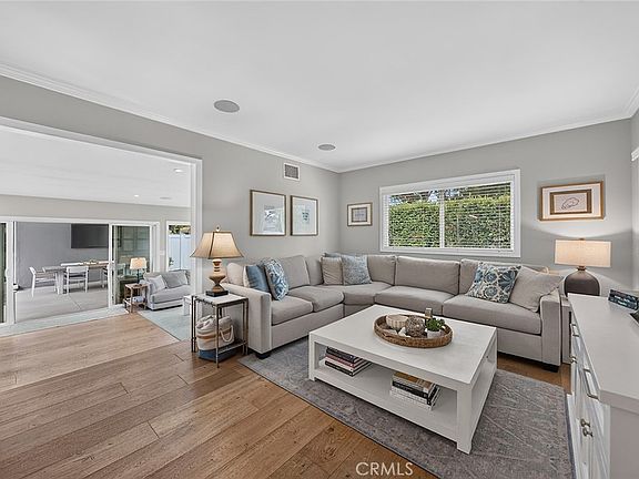4th image of 3628 Stearnlee Ave