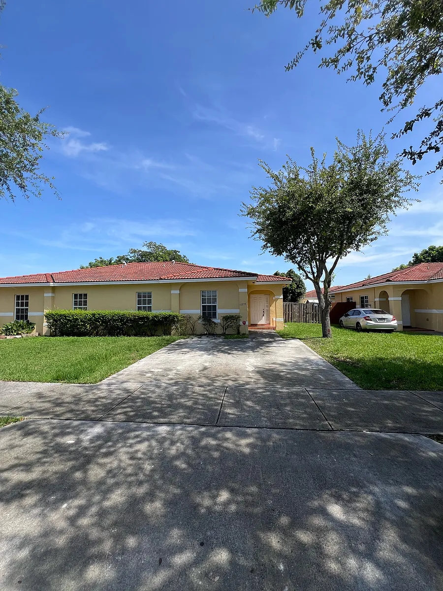 Building Photo - 12233 SW 215th Ter
