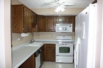 2nd image of 3150 Glen Oaks Ave APT 309A
