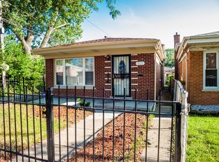 411 W 98th St, Chicago, IL 60628