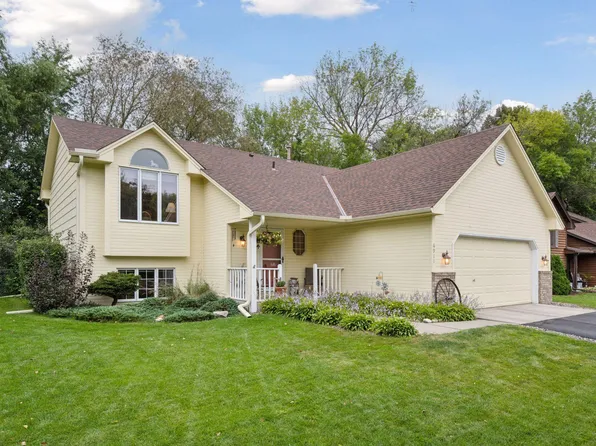 6911 Country Ln, Rockford, MN 55373